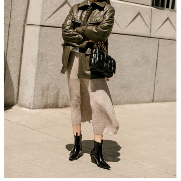 ANINE BING Leather Monroe -Oversized Style- Tag Small - Picture 2 of 16